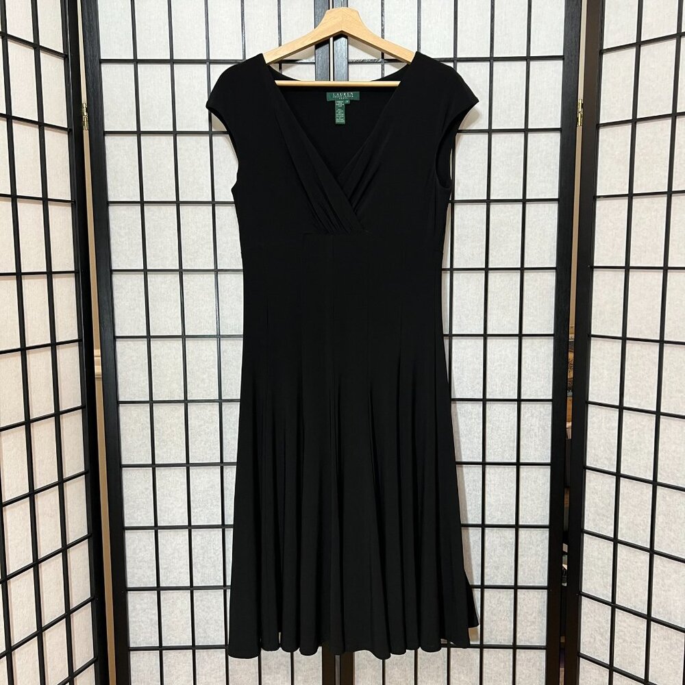 Lauren Ralph Lauren Black Sleeveless Shift Dress Size 6